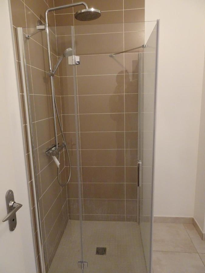 Appartement Calme En Plein Centre Ville グランビル エクステリア 写真