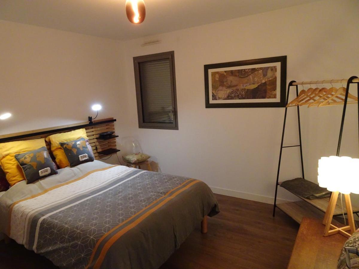 Appartement Calme En Plein Centre Ville グランビル エクステリア 写真